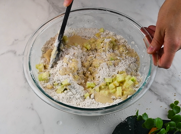 Apple Cinnamon Crunch Scones - Step 5